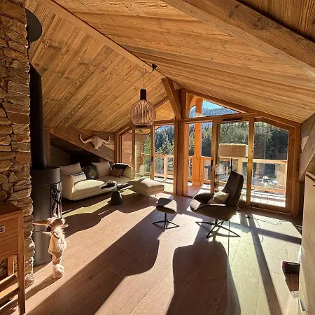 Penthouse In Moriond Belvedere District شقة